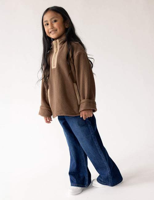 Brauner Fleece-Kinderpullover