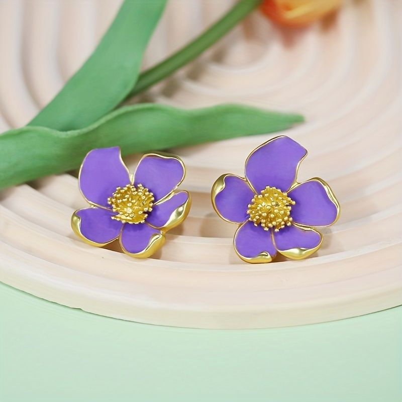 Vintage Flower Elegant Three-dimensional Small Red White Suit Necklaces